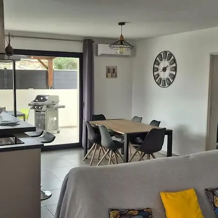 Spacieuse Avec Piscine Garage Et Wifi